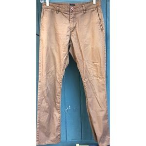 Men’s chinos